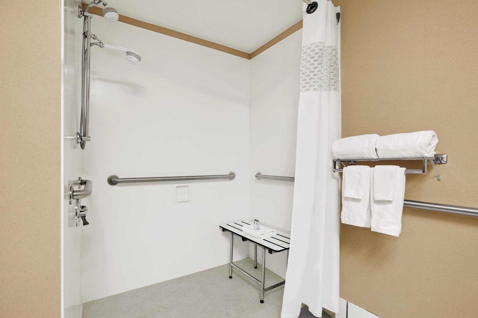 Hampton Inn Chicago-Midway Airport Bedford Park Bagian luar foto