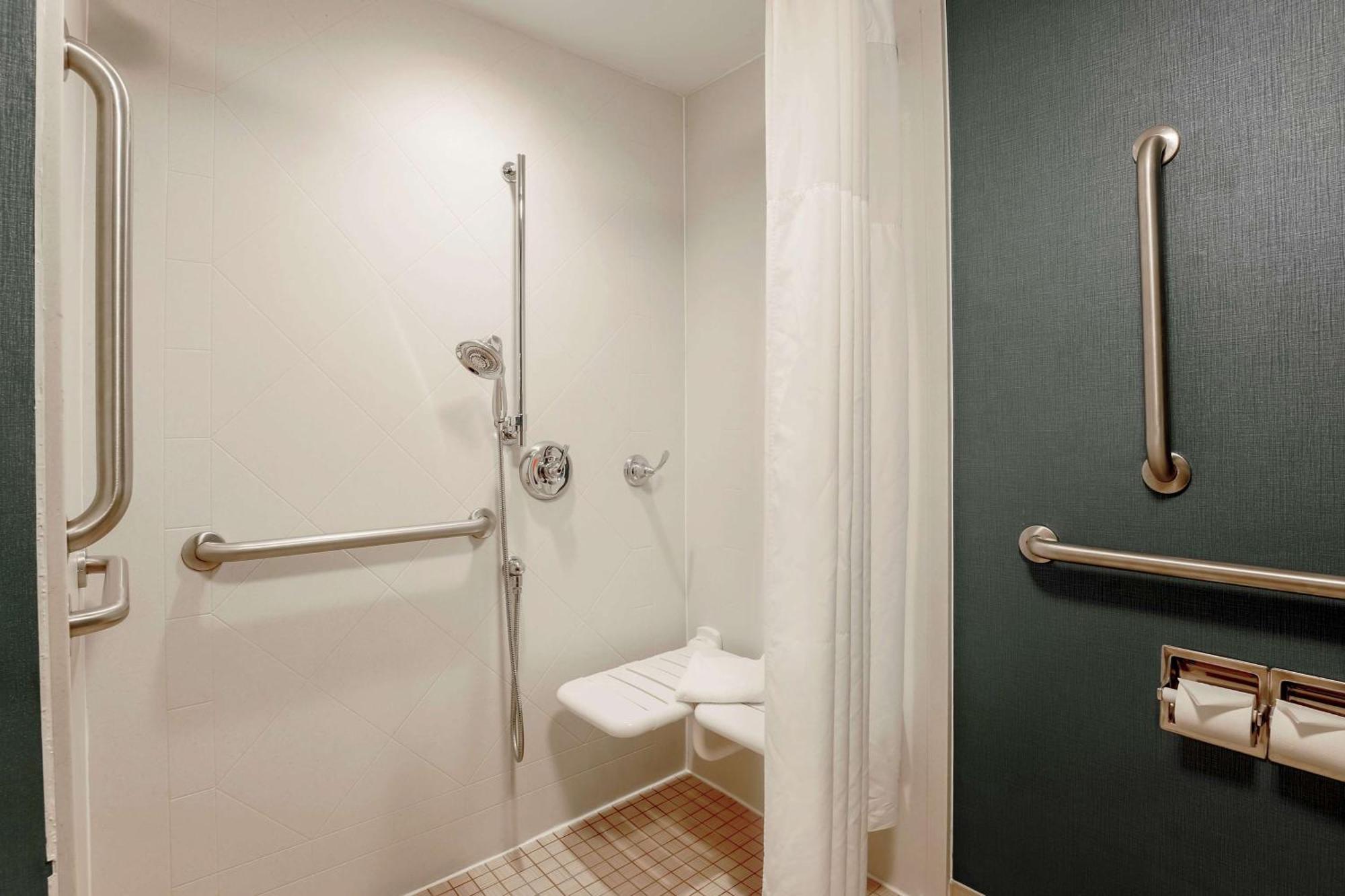 Hampton Inn Chicago-Midway Airport Bedford Park Bagian luar foto