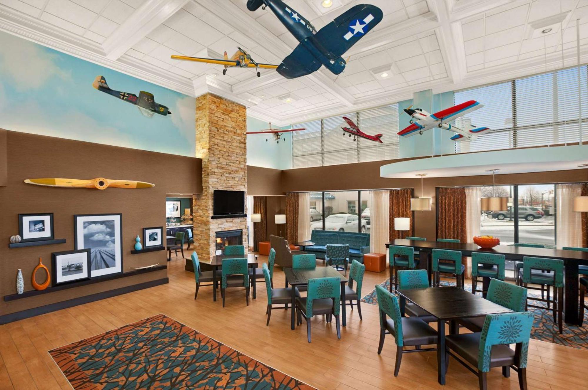Hampton Inn Chicago-Midway Airport Bedford Park Bagian luar foto