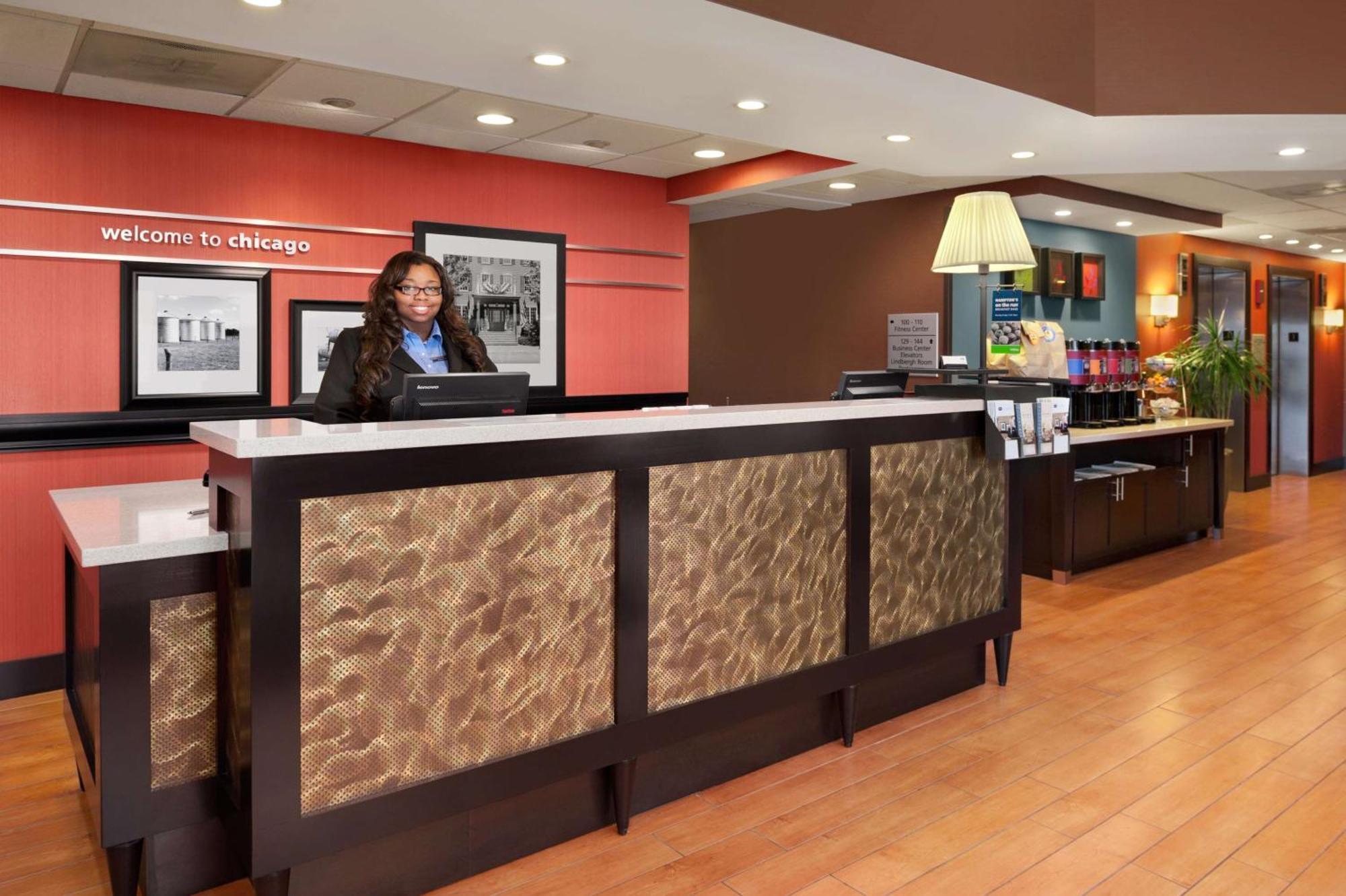 Hampton Inn Chicago-Midway Airport Bedford Park Bagian luar foto