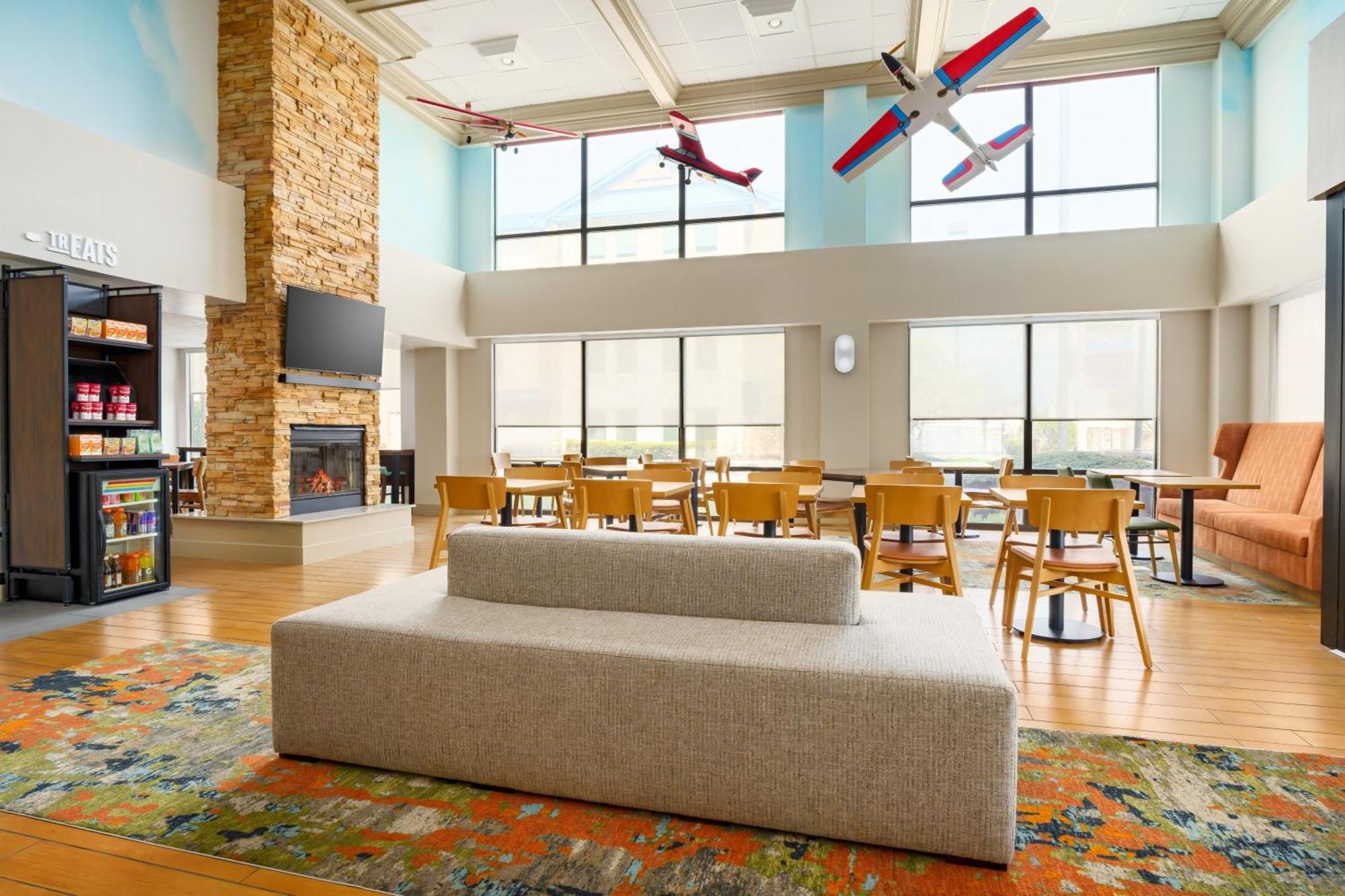 Hampton Inn Chicago-Midway Airport Bedford Park Bagian luar foto